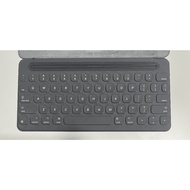 Original Apple Keyboard A1772 for iPad Pro 0.7-inch. Used 90% new.