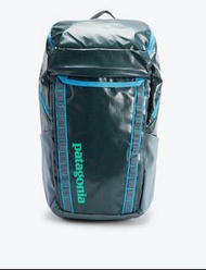 包速遞‼️PATAGONIA Black Hole recycled-polyester backpack 背包 雙肩背包 雙肩包 背囊 書包 返工 行山 GYM