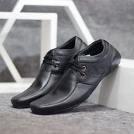 COD - Sepatu Sneakers Formal Pansus Kulit Pria Black Master Hitam - Sepatu Kerja Pantofel Kulit Kere