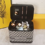 [High Quality]Dior_Ready Stock Makeup Bags Are Por