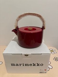 Marimekko 紅色 茶壺