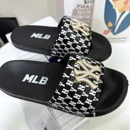 รองเท้าแตะ MLB