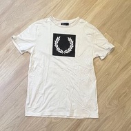 包平郵，Fred Perry