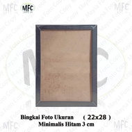 22x28 Black & White Minimalist 3cm Photo Frame