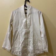Kebaya Encim putih preloved