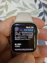 Apple Watch SE 2 40mm 電池健康度100%