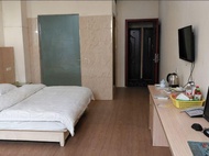 Hechi Traffic Hotel