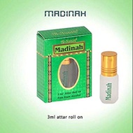 At SURRATI, our team of perfumers do not just create a new perfume , they aim to create a sensation.