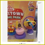 ☩ ◹ ✅ 2022 Jollibee Jollytown Theme Park complete set of 5 toys figure sealed Popo Twirlie Yum Hett