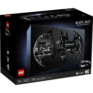 LEGO 76252  Batcave – Shadow Box