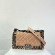 CHANEL粉羊皮銀釦鍊帶邊BOY 25cm