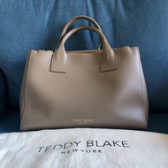 Teddy Blake Bella 12” handbag in Etaupe