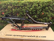 謝謝客人支持 ! 又交收一個 全新 SPEEDONE SOR 鋁合金7005 避震小輪徑車架