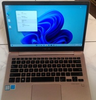 Laptop ASUS Zenbook UX331UAL Intel Core i5-8250U 8GB RAM SSD 256 GB