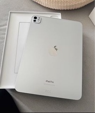 有保養  iPad Pro 13” M4  1TB  WiFi 版  包原裝筆 同 妙控鍵盤