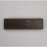 IC EA7023 Electronic Array for Calculator
