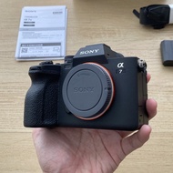 Kamera Sony a7iv bekas like new mulus Lengkap