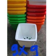 PLASTIC PLANT POT 9x9CM