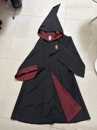 日本環球影城  正版哈利波特 葛來分多 霍格華茲獅院 魔法袍 魔法斗篷 披風（L） - 僅在園區穿一次