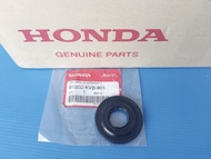 ซีลกันน้ำมันข้อเหวี่ยงด้านซ้าย(20.8*52*6*7.5)แท้HONDA Click 110i Scoopyiอะไหล่แท้ศูนย์HONDA(91202-KVB-901)1ชิ้้น