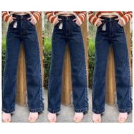 Atom's Jeans Wear Well Comfortable Very Beautiful Shape Help Camouflage Figure.