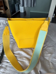 Find Kapoor shoulder bag