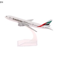 [BN] Scale 1:400 Metal Aircraft Replica Emirates Airlines 777 Airplane Diecast Model Aviation Plane 