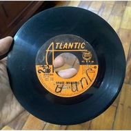 Player [1] – Space Invaders - Philippines Electro Disco Music Vinyl Plaka 45 Rpm - Preloved