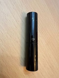 Cle De Peau 粉底筆 （包平郵）