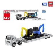 Takara Tomy โทมิก้า โมเดลรถ Tomica Long Type Tomica No.142 Isuzu Giga Heavy Equipment Transport Car