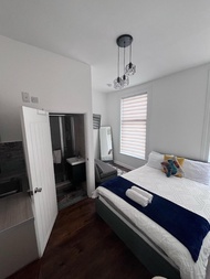 Dalston Luxe Studios