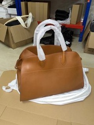 The Row Margaux 15 馬鞍皮托特包 全新未使用