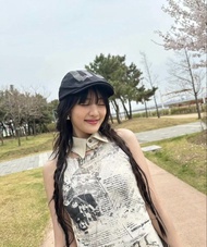 收idle Minnie好價親簽or周邊