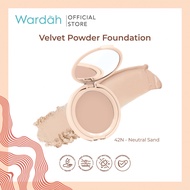 Bedak powder untuk kulit berminyak Wardah Colorfit Velvet Powder Foundation dengan SPF 20 dan oil co