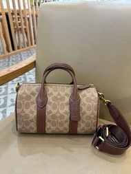 順豐包郵💜COACH 蔻馳 Compass系列小號25號男士波士頓CCF49 CCB83經典標誌老花枕頭包 男女通用款 情侶款 手拿包 手提袋 斜挎包 單肩包 通勤 生日禮物 節日 情人節 Cross