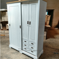 lemari pakaian kayu jati 2 pintu jumbo. warna duco putih