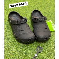 Crocs Yukon Vista Clog รองเท้าผู้ชาย ไซส์กว้าง สวมใส่สบายเท้า สินค้าพร้อมจัดส่ง รองเท้าลำลอง ทรงหัวโ