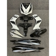 LC135 V1 Panda Body Covet Set Hitam/Putih Sticker Siap Tampal