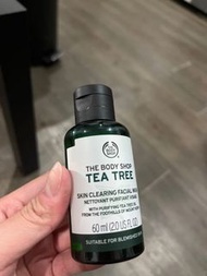 The body shop 茶樹淨膚深層潔面膠