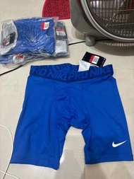 Nike pro 短束褲 藍 全新 經典款