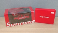 1:64 Master Art Work Supreme Land Rover Defender 110 1/64 特別版 SUPREME 紅色吉普車 另附一盒配件