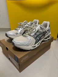 Asics Kayano 14