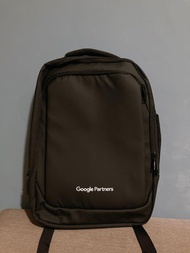 Google多功能電腦包 大容量多夾層 筆電後背包 上班族專用