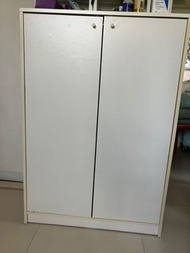 IKEA KLEPPSTAD 白色鞋櫃/儲物櫃
