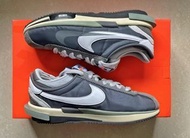 {全新正品}Sacai x Nike Cortez  復古輕便 跑步鞋 男女同款  灰白