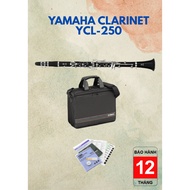 Yamaha YCL-250 Clarinet with box