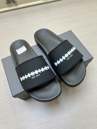 Balenciaga 拖鞋