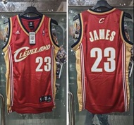 Adidas Cavs James sw 刺繡 
sz S