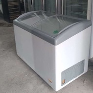 SLIDING FREEZER 260 L BEKAS