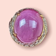 แหวนพลอย ทับทิมแท้เนื้อแก้ว หลังเบี้ย ล้อม White Topaz ( size 56 )